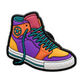 Pin's sneakers montantes pour sabots — Pins & Co